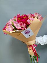 Букет цветов из:  Альстромерии в Сунтаре