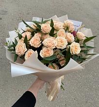 Букет Кремовые розы Латте в Сунтаре