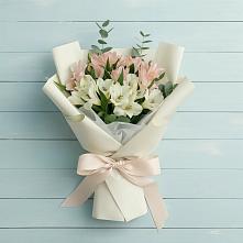 Букет цветов из:  Альстромерии #REPLACE_PRED# Сунтаре