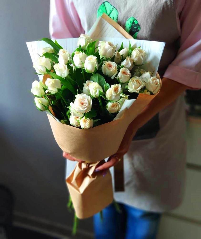 Букет цветов из: Розы в Сунтаре