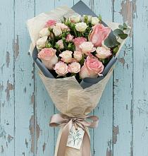 Букет цветов из:  Розы в Сунтаре