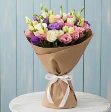 Букет цветов из:  Лизиантусы в Сунтаре