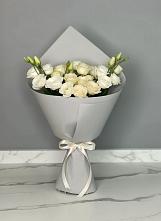 Букет цветов из:  Розы и Лизиантусы в Сунтаре